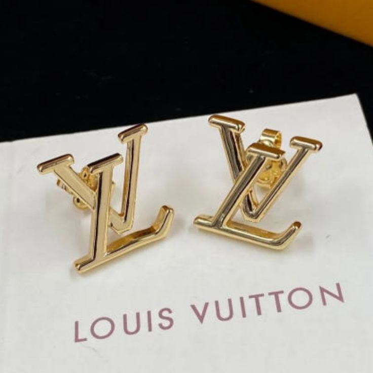 LV Earing