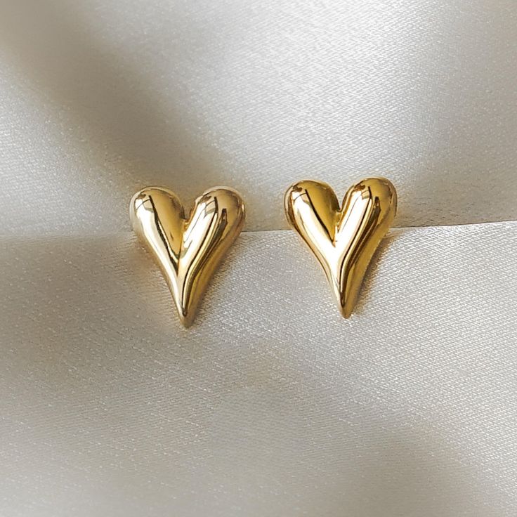 Golden Heart Earing